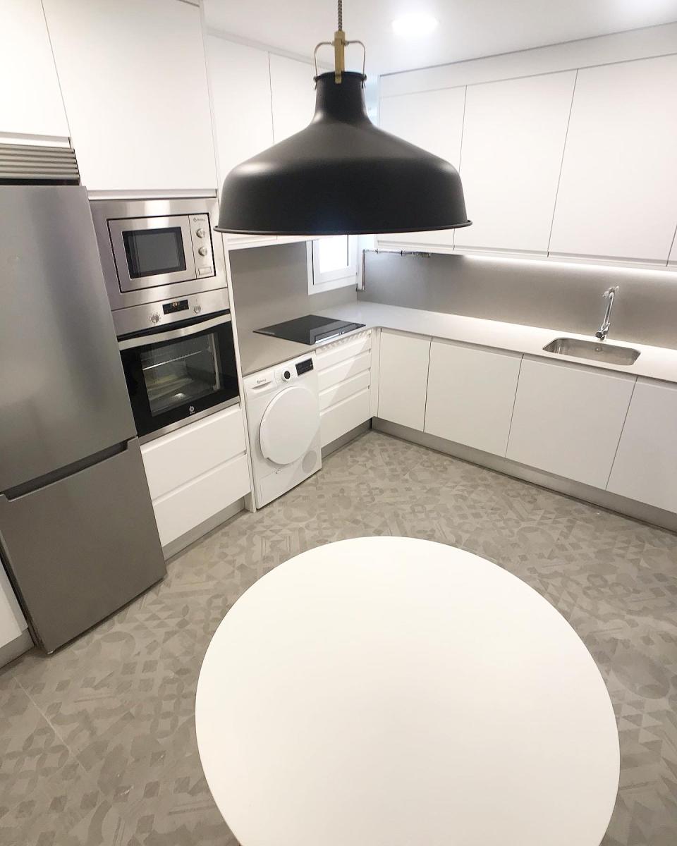 REFORMA COCINA CANOVAS