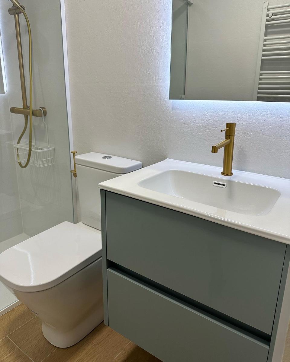 REFORMA ASEO NUEZ DE EBRO